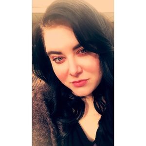 Meet your Posher, Alysia